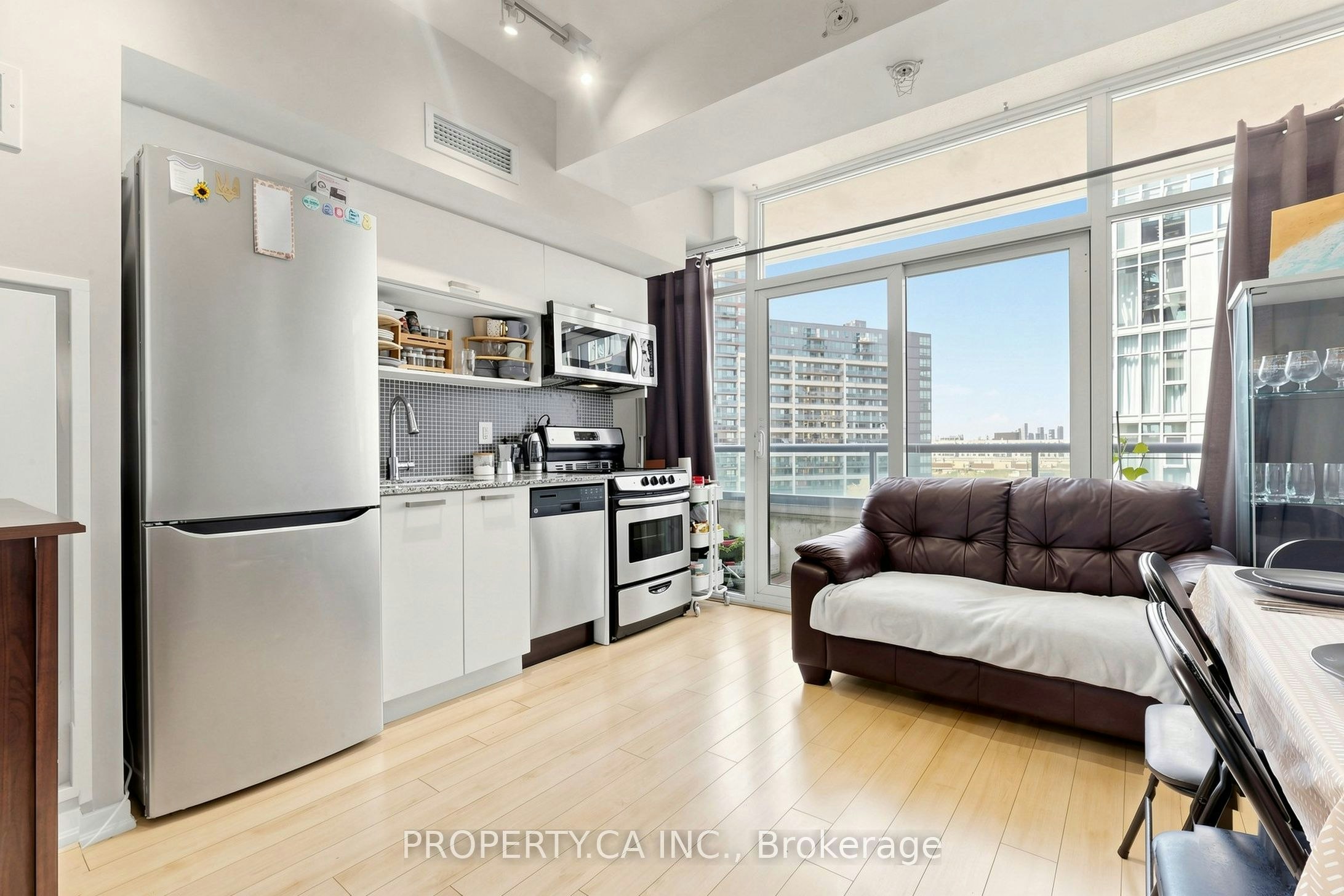 819W-36 Lisgar Street, Toronto, ON, M6J 0C7 - 4