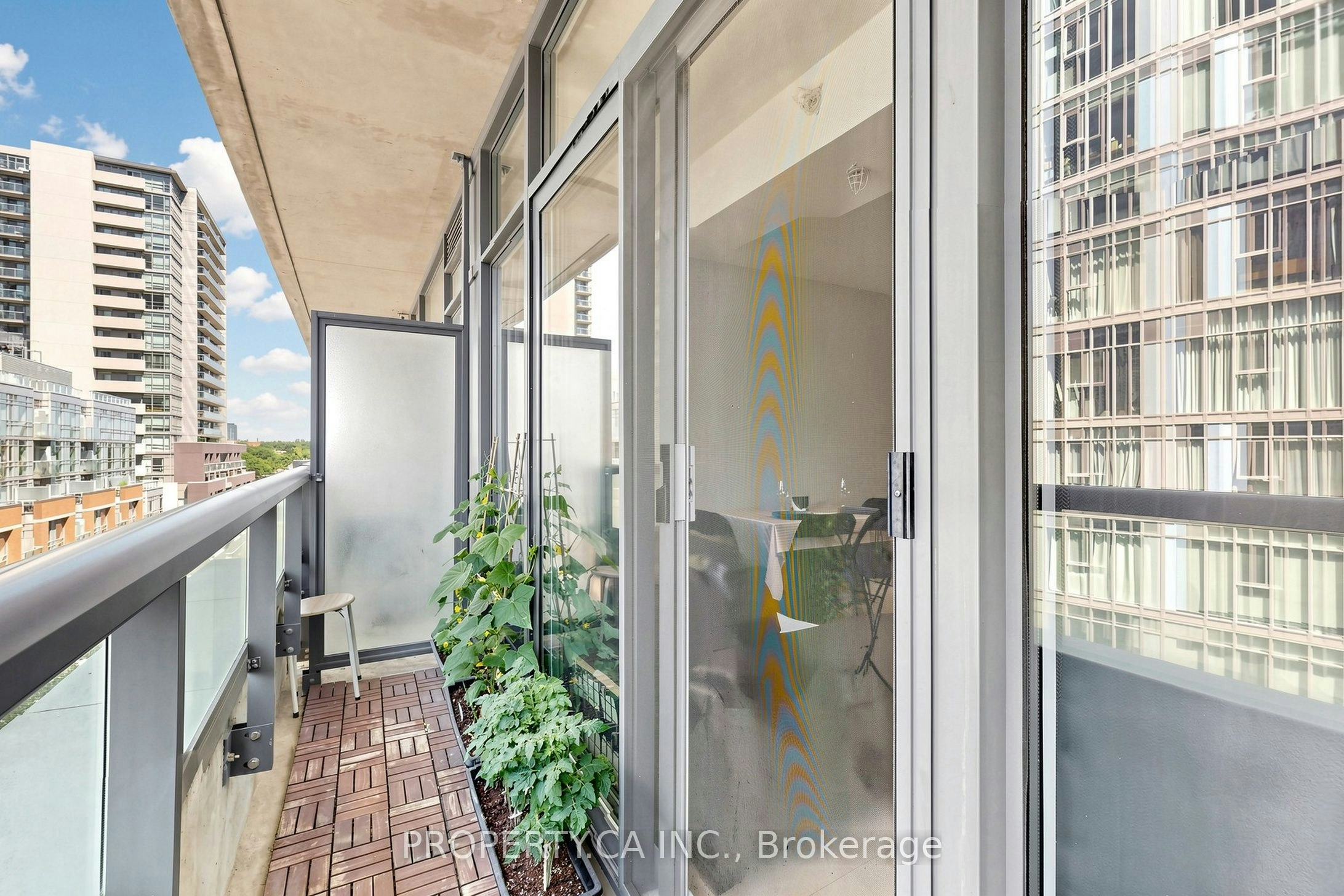 819W-36 Lisgar Street, Toronto, ON, M6J 0C7 - 11