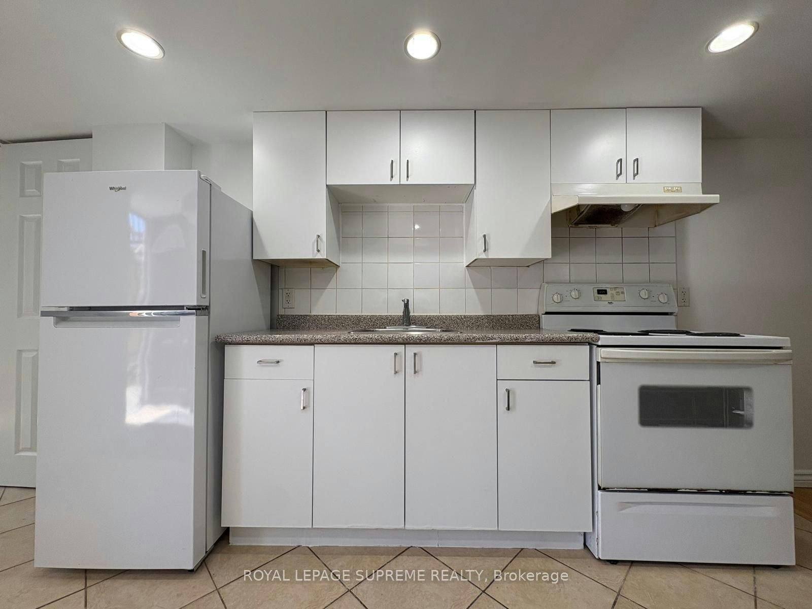 One-1109 Davenport Road, Toronto, ON, M6G 2C3 - 5