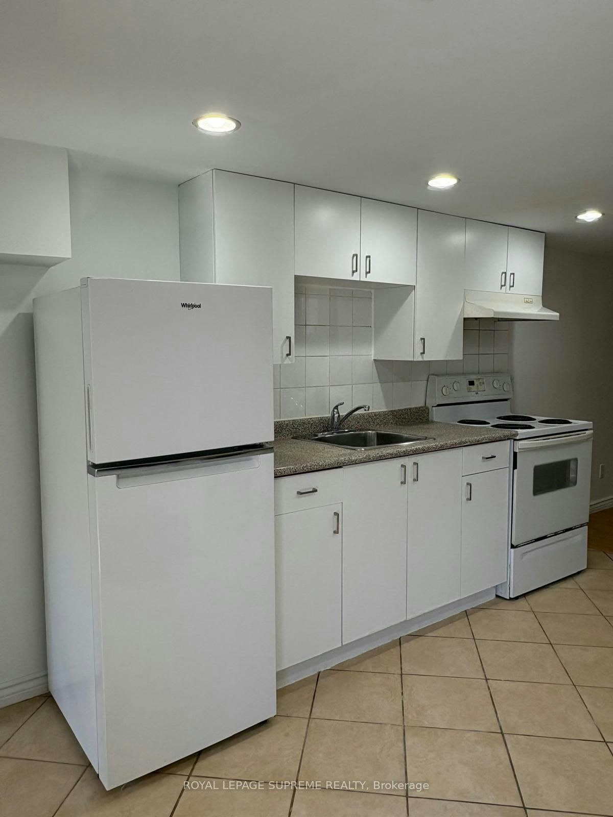 One-1109 Davenport Road, Toronto, ON, M6G 2C3 - 4