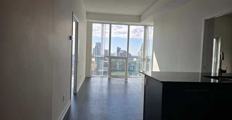 3715-5168 Yonge Street, Toronto, ON, M2N 0G1 - 4