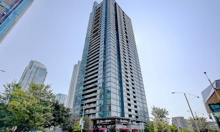 307-15 Fort York Boulevard