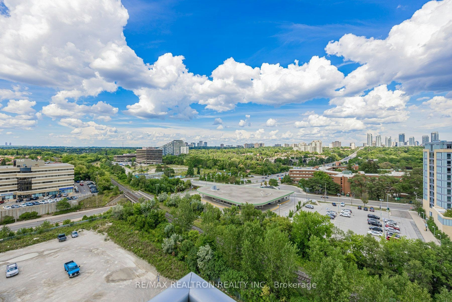 1102-33 Singer Court, Toronto, ON, M2K 0B4 - 16
