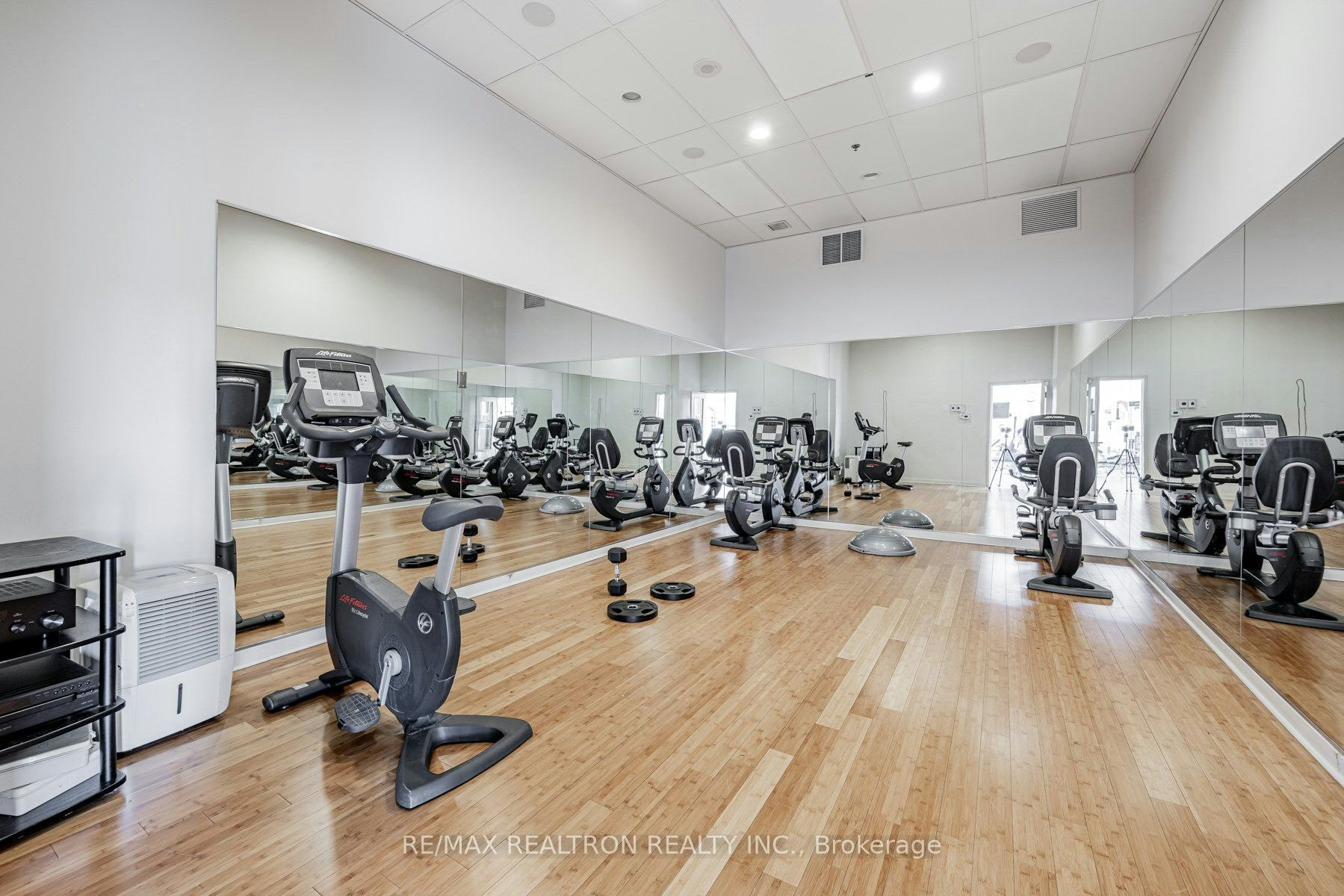 1102-33 Singer Court, Toronto, ON, M2K 0B4 - 14