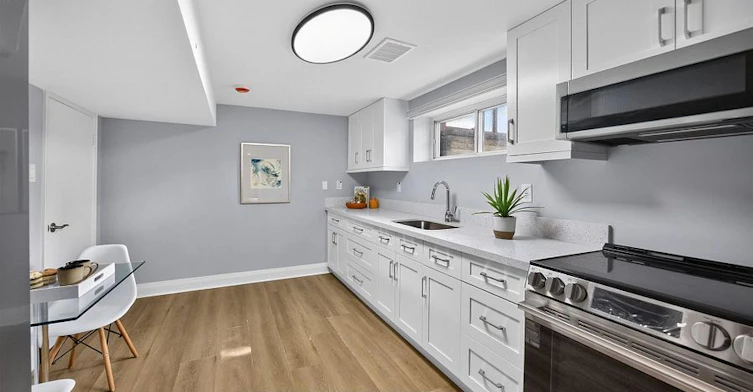 Lower-201 Goddard Street, Toronto, ON, M3H 5E7 - 9