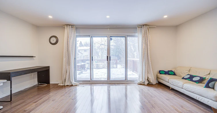 52 Applegate Crescent, Toronto, ON, M2H 2R4 - 7