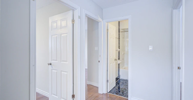 52 Applegate Crescent, Toronto, ON, M2H 2R4 - 12