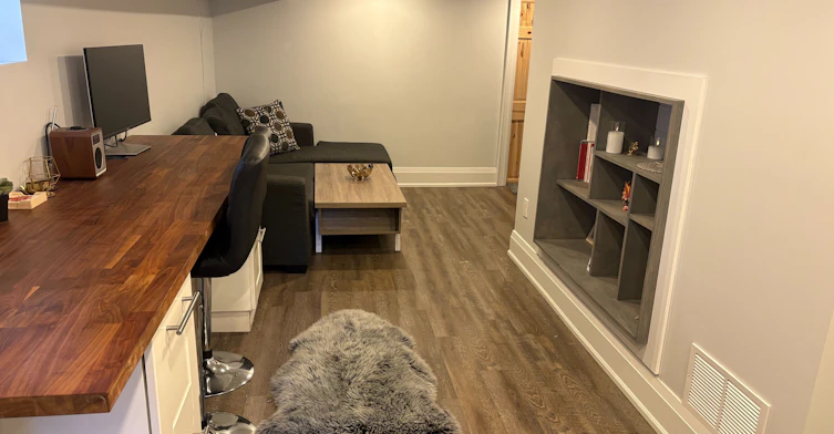 Lower-39 Amherst Avenue, Toronto, ON, M6E 1Z2 - 6