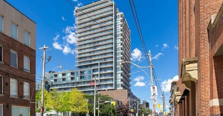 306-120 Parliament Street, Toronto, ON, M5A 2Y8