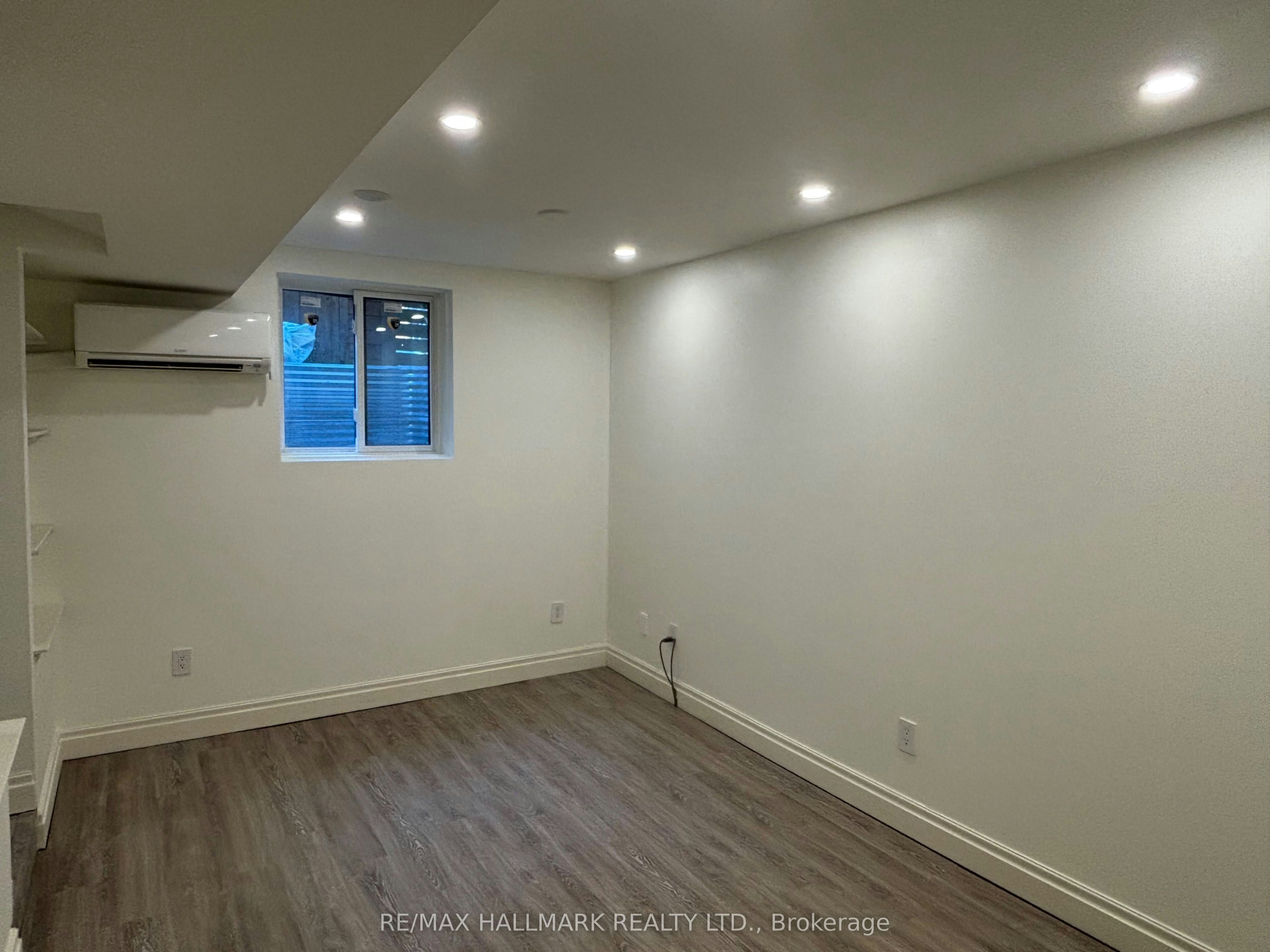 Lower-3 Whitewood Road, Toronto, ON, M4S 2X8 - 6