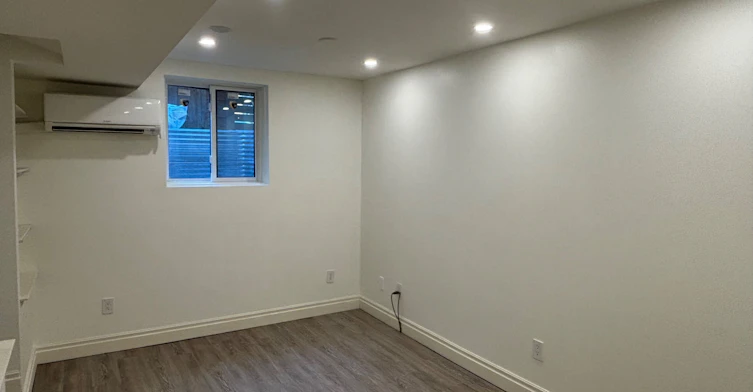 Lower-3 Whitewood Road, Toronto, ON, M4S 2X8 - 6
