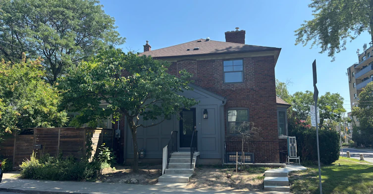 Lower-3 Whitewood Road, Toronto, ON, M4S 2X8