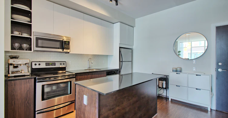 S805-112 George Street, Toronto, ON, M5A 2M5 - 7