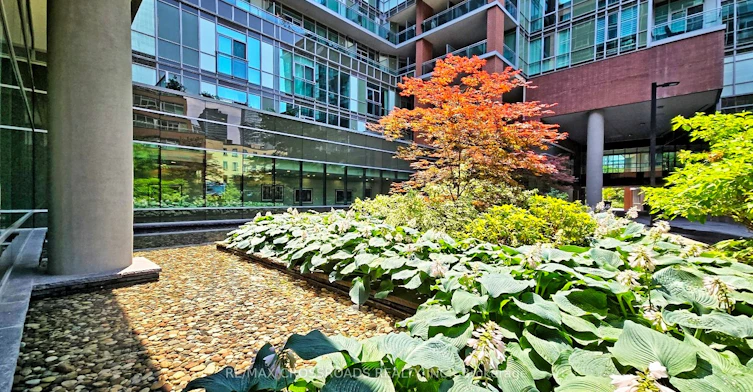 S805-112 George Street, Toronto, ON, M5A 2M5 - 25