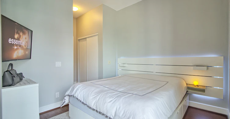 S805-112 George Street, Toronto, ON, M5A 2M5 - 9