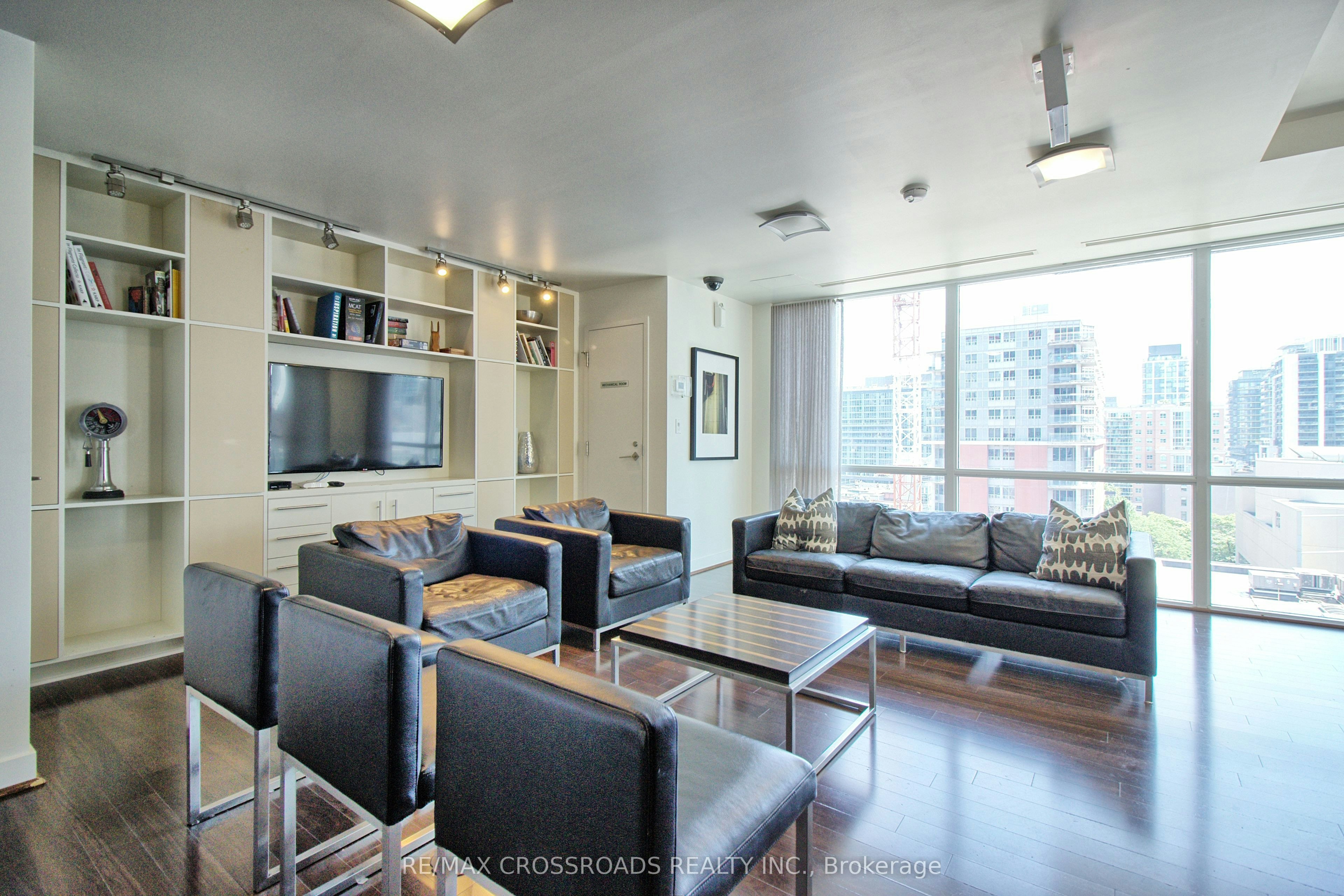 S805-112 George Street, Toronto, ON, M5A 2M5 - 15