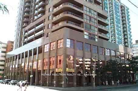2106-736 Bay Street, Toronto, ON, M5G 2M4