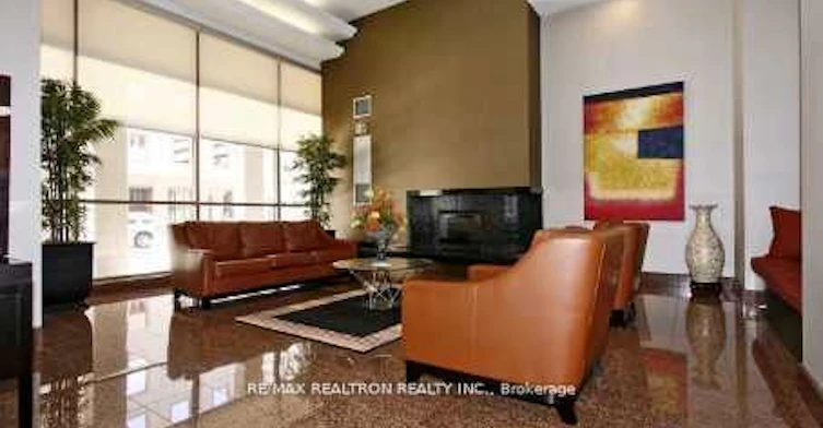 2106-736 Bay Street, Toronto, ON, M5G 2M4 - 2