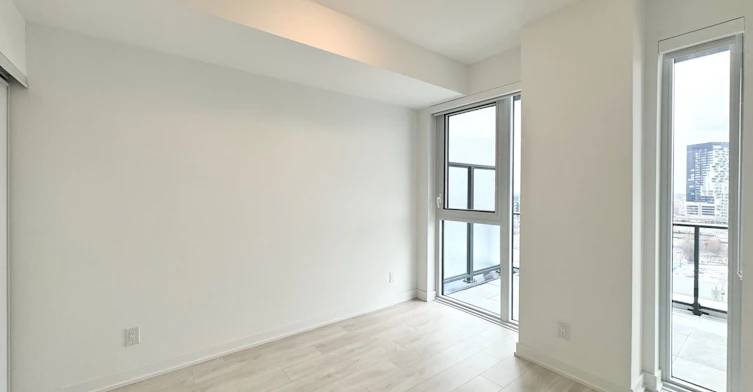 1009-5 Defries Street, Toronto, ON, M5A 3R4 - 5