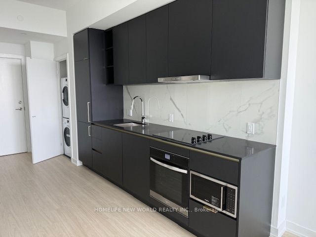 5802-8 Wellesley Street, Toronto, ON, M4Y 0J5 - 11