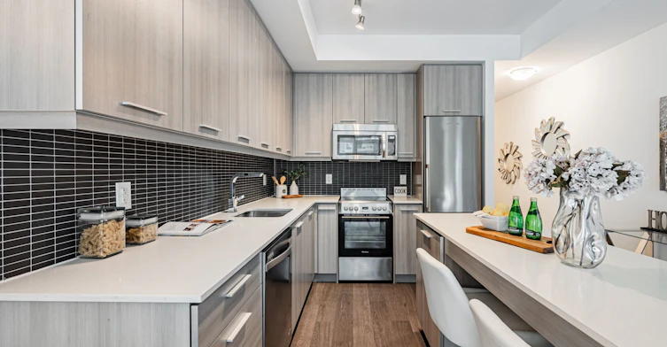 312-105 George Street, Toronto, ON, M5A 0L4 - 7