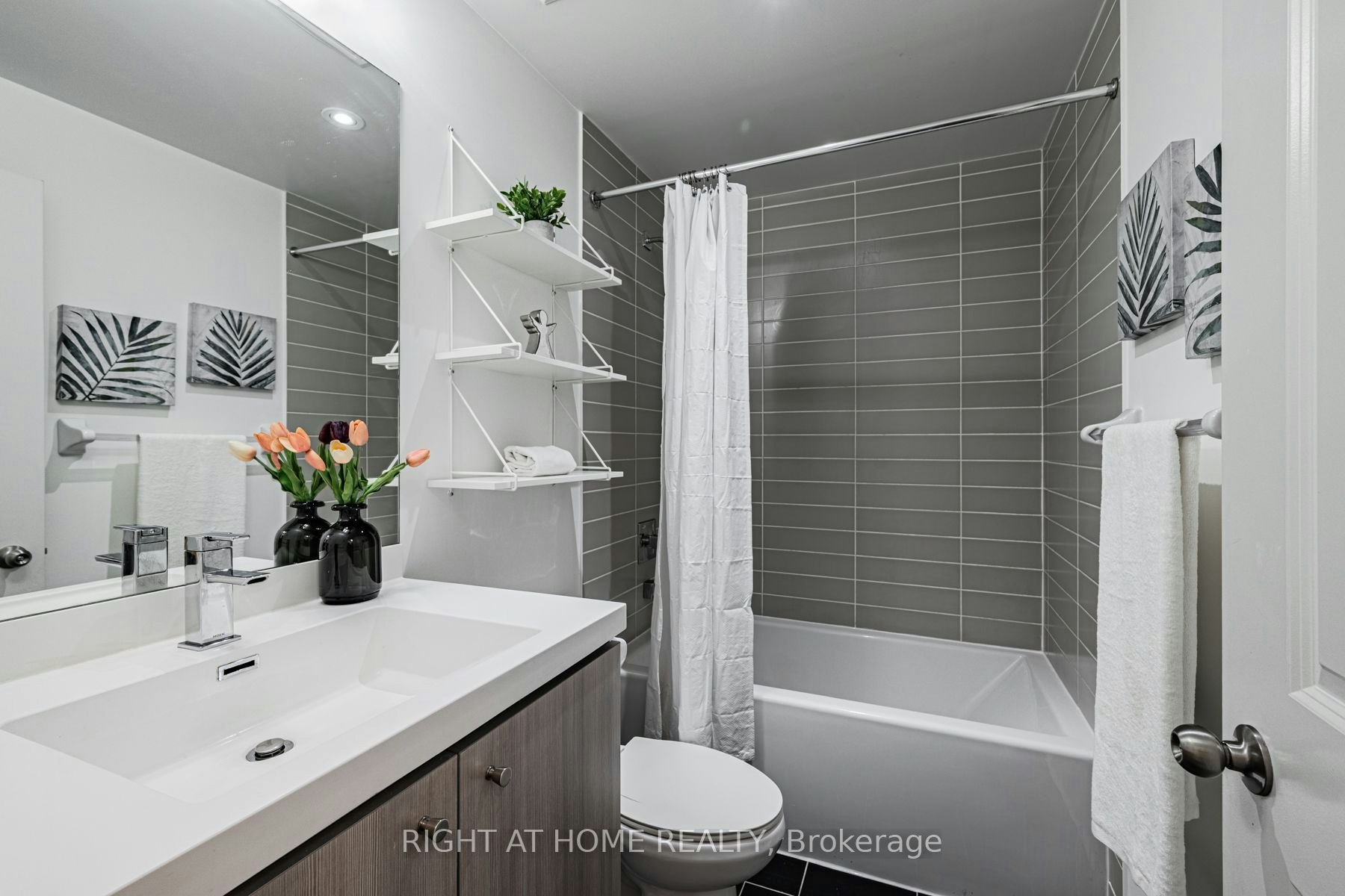312-105 George Street, Toronto, ON, M5A 0L4 - 19