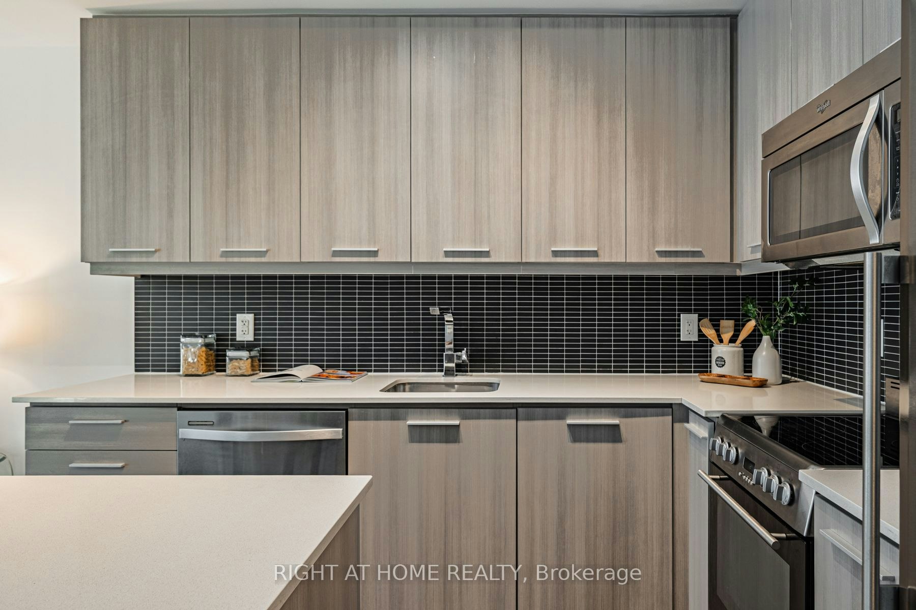 312-105 George Street, Toronto, ON, M5A 0L4 - 10
