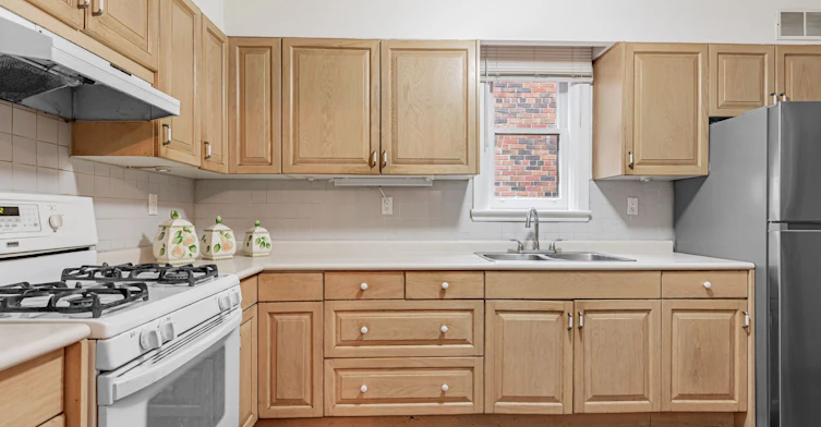 149 Eastbourne Avenue, Toronto, ON, M5P 2G5 - 10