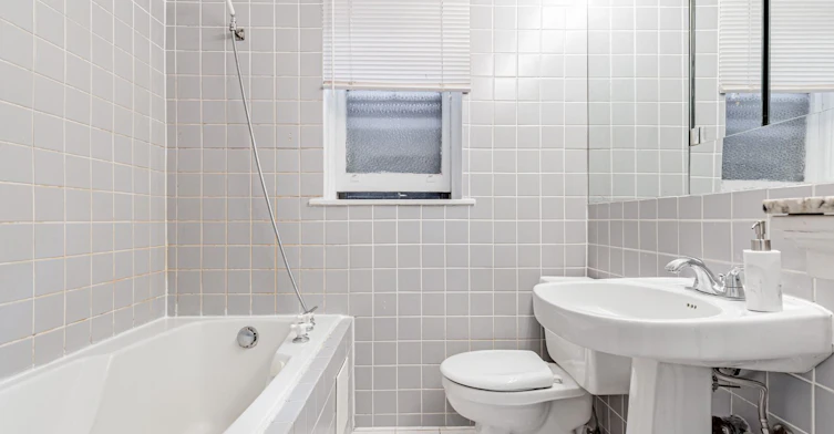 149 Eastbourne Avenue, Toronto, ON, M5P 2G5 - 13