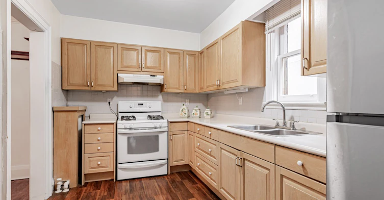 149 Eastbourne Avenue, Toronto, ON, M5P 2G5 - 11