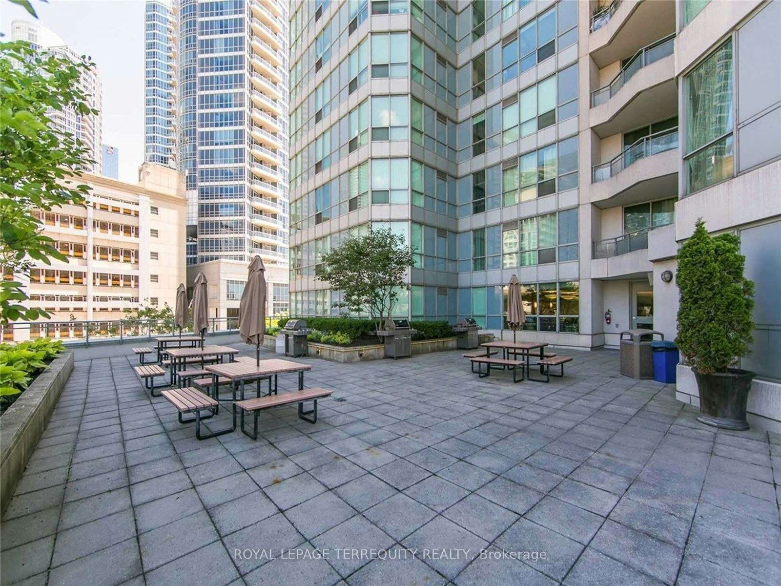 1812-230 Queens Quay W, Toronto, ON, M5J 2Y7 - 17