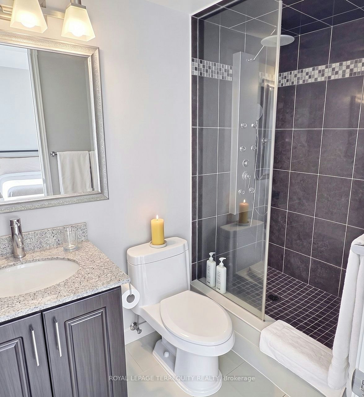 1812-230 Queens Quay W, Toronto, ON, M5J 2Y7 - 8