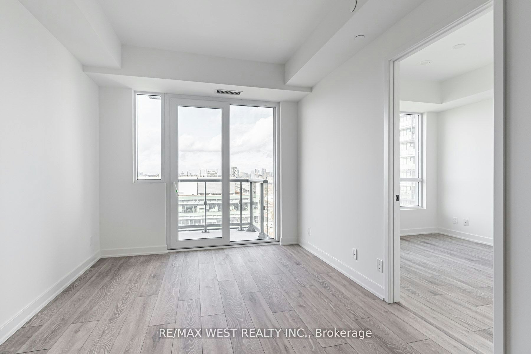 2601-108 Peter Street, Toronto, ON, M5V 2G7 - 2
