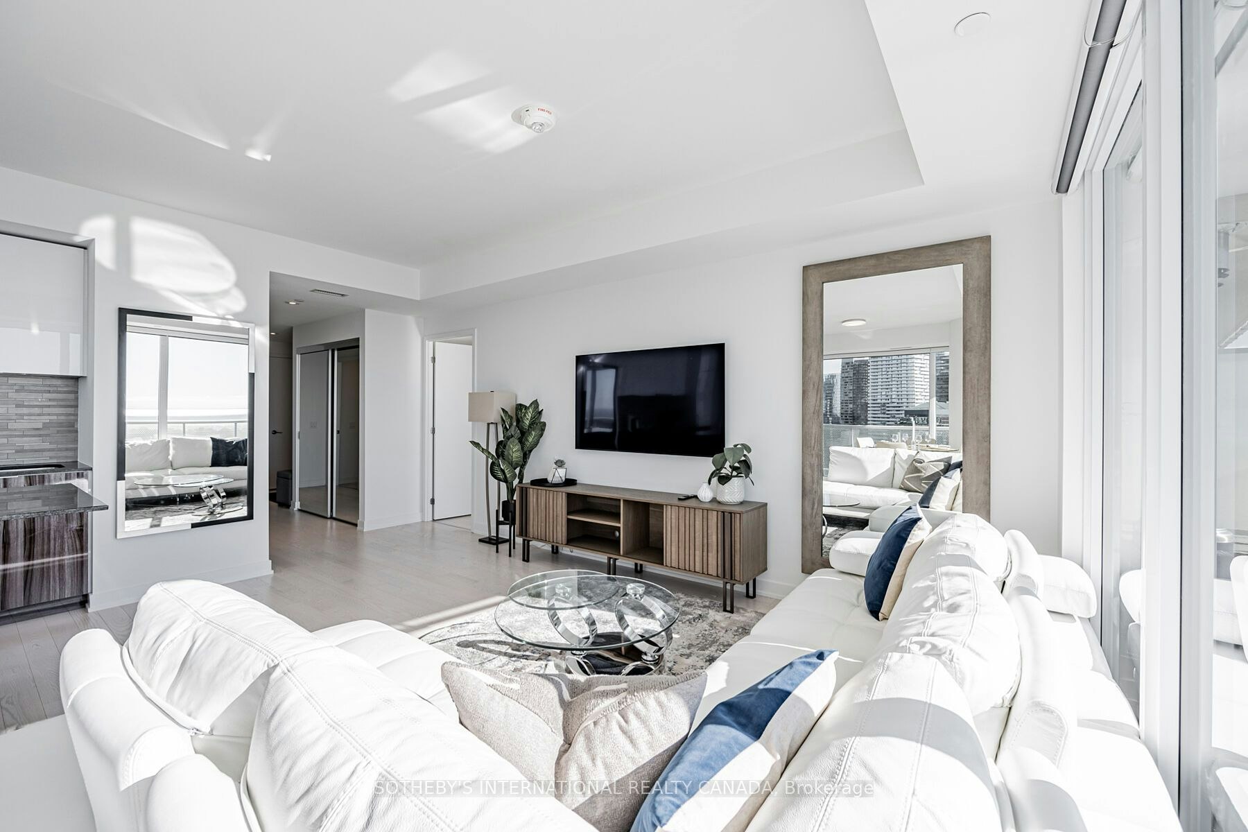 3403-15 Queens Quay E, Toronto, ON, M5E 0A5 - 4