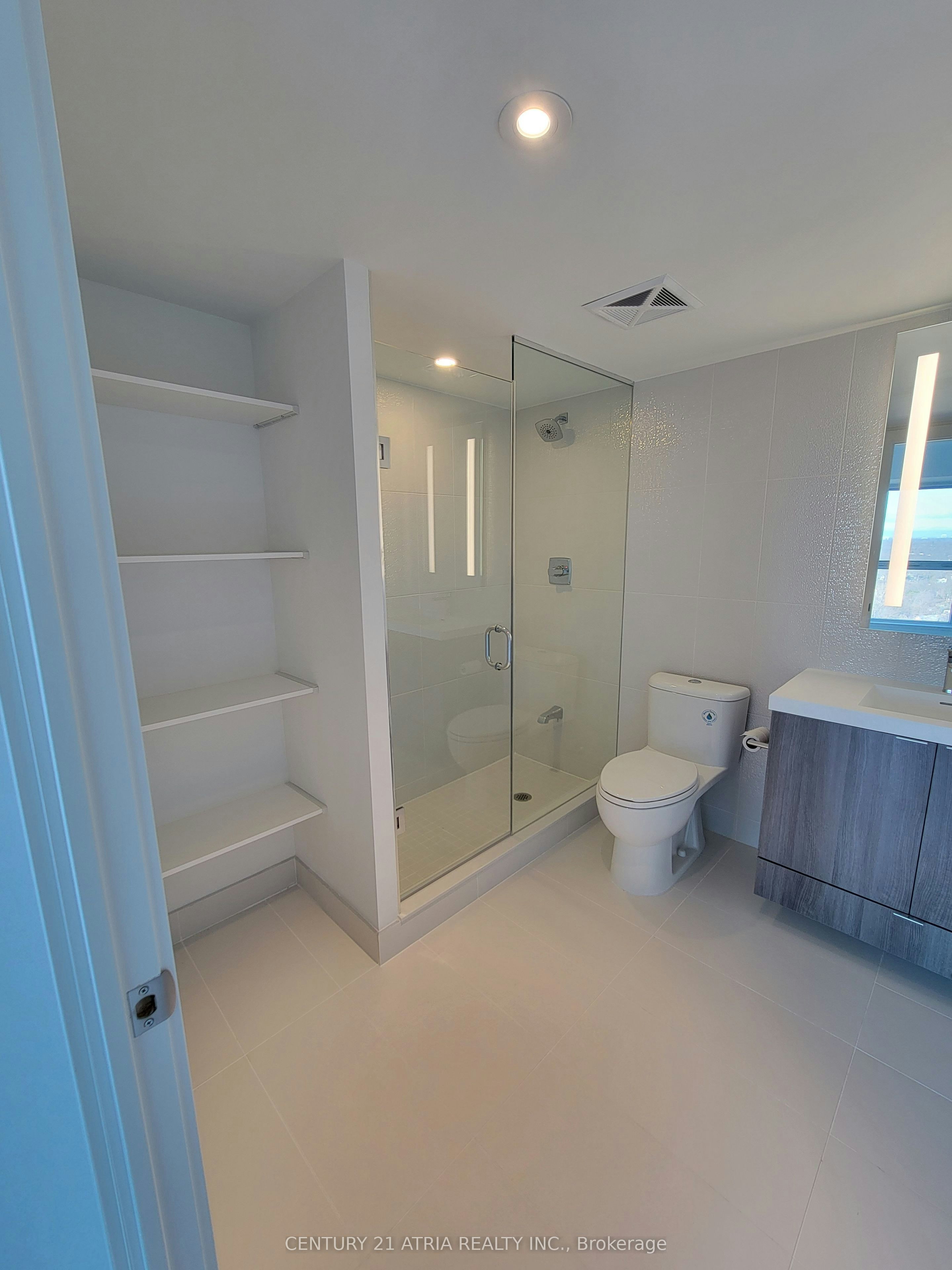 2224-585 Bloor Street E, Toronto, ON, M4W 0B3 - 7