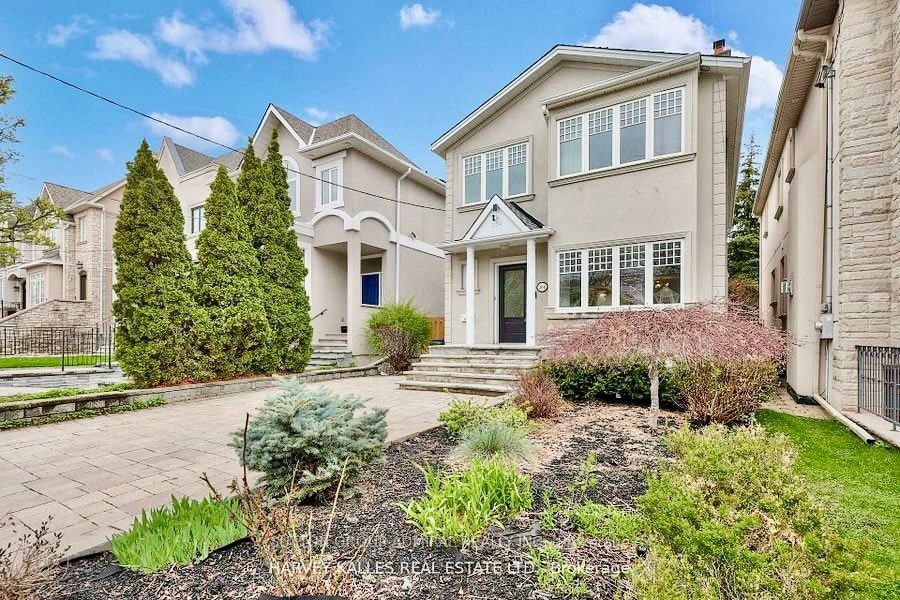 204 Brooke Avenue, Toronto, ON, M5M 2K6