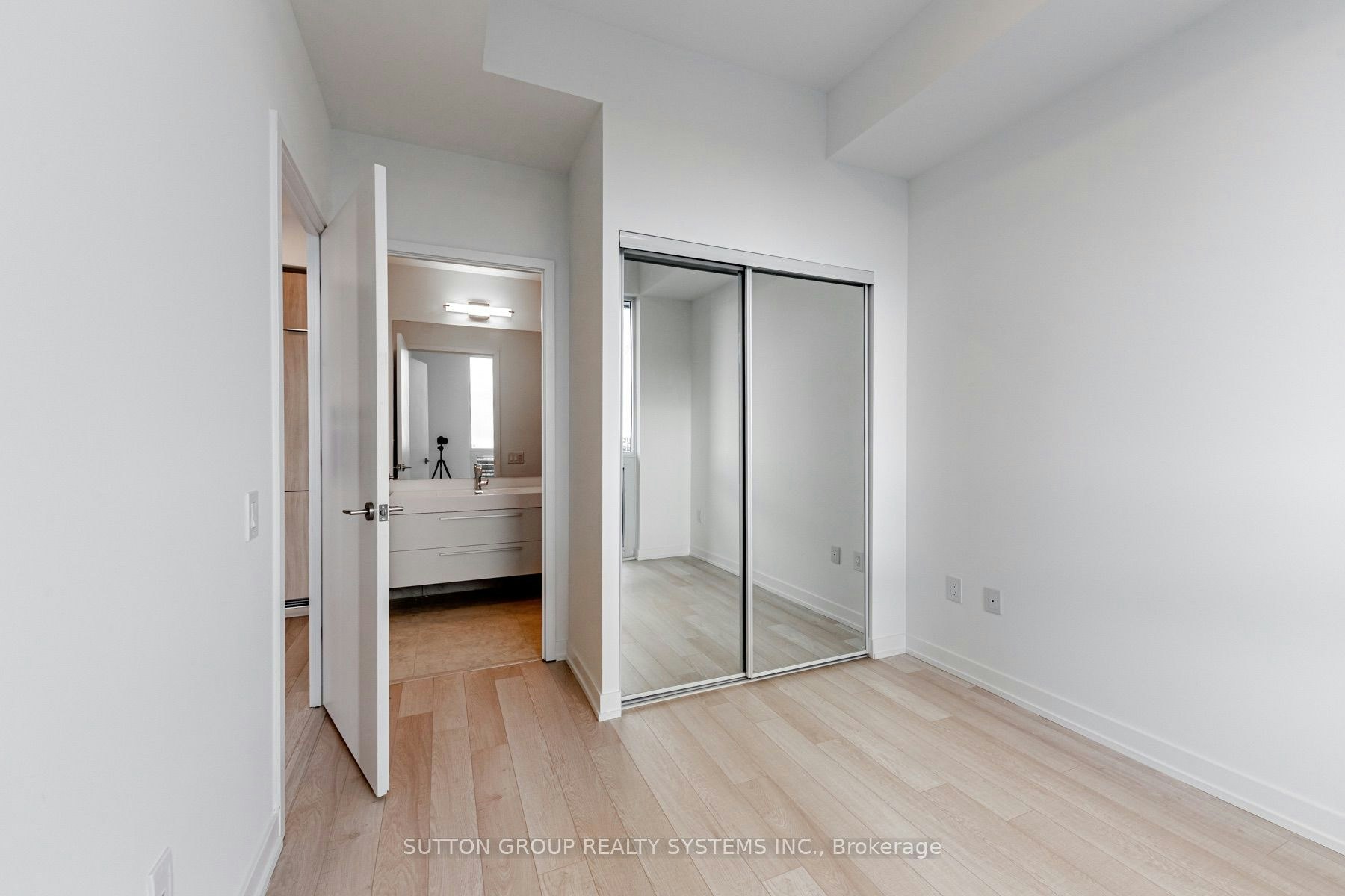 39 Roehampton Avenue, Toronto, ON, M4P 0G1 - 12