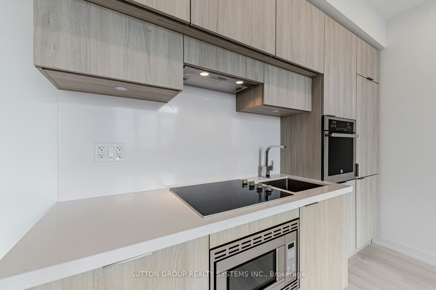 39 Roehampton Avenue, Toronto, ON, M4P 0G1 - 5