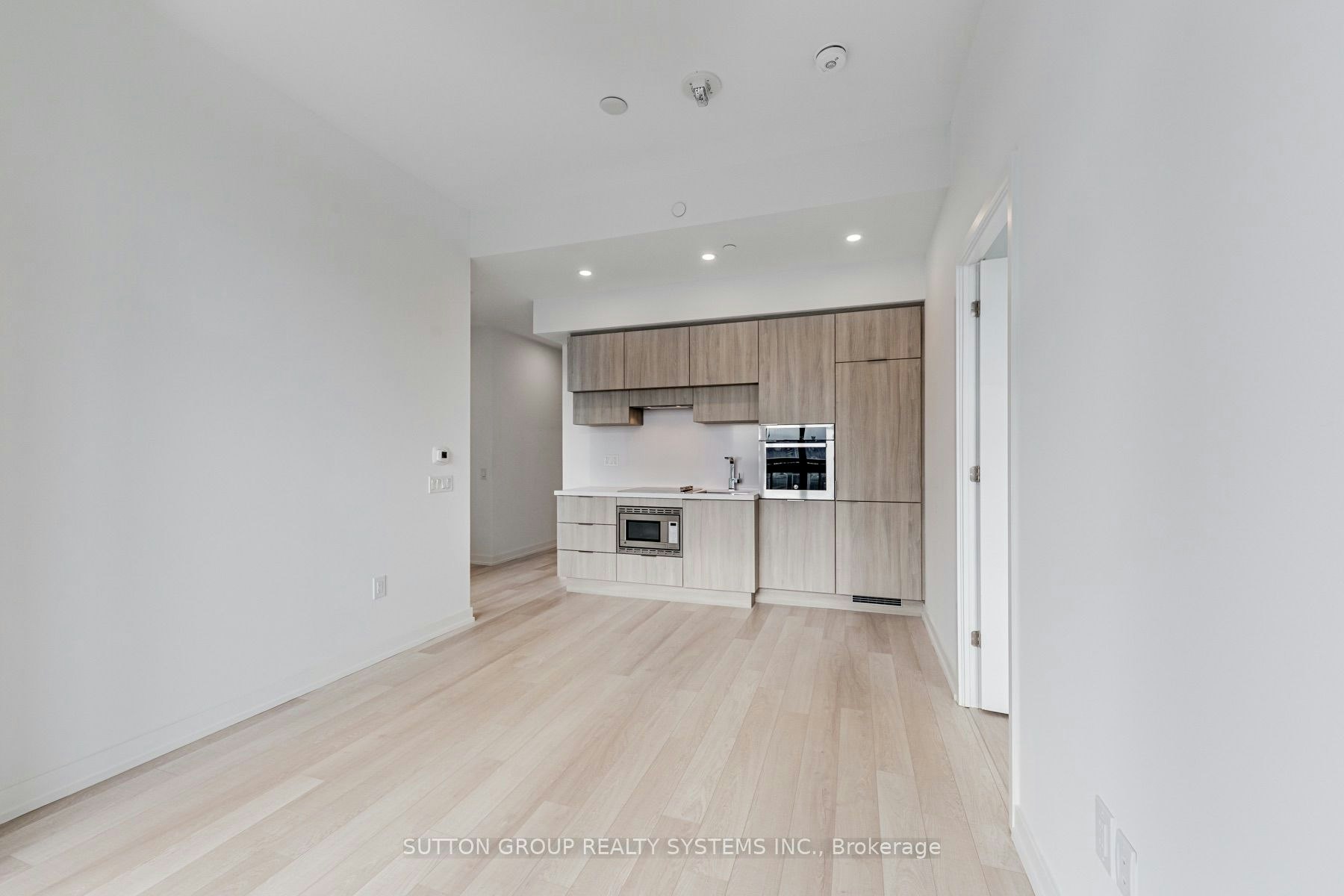 39 Roehampton Avenue, Toronto, ON, M4P 0G1 - 7