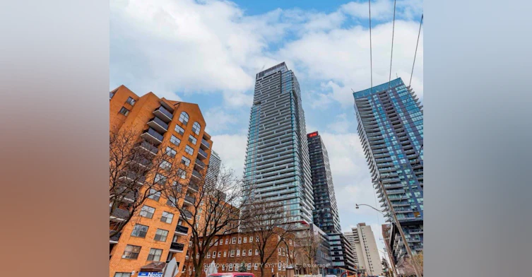 39 Roehampton Avenue, Toronto, ON, M4P 0G1