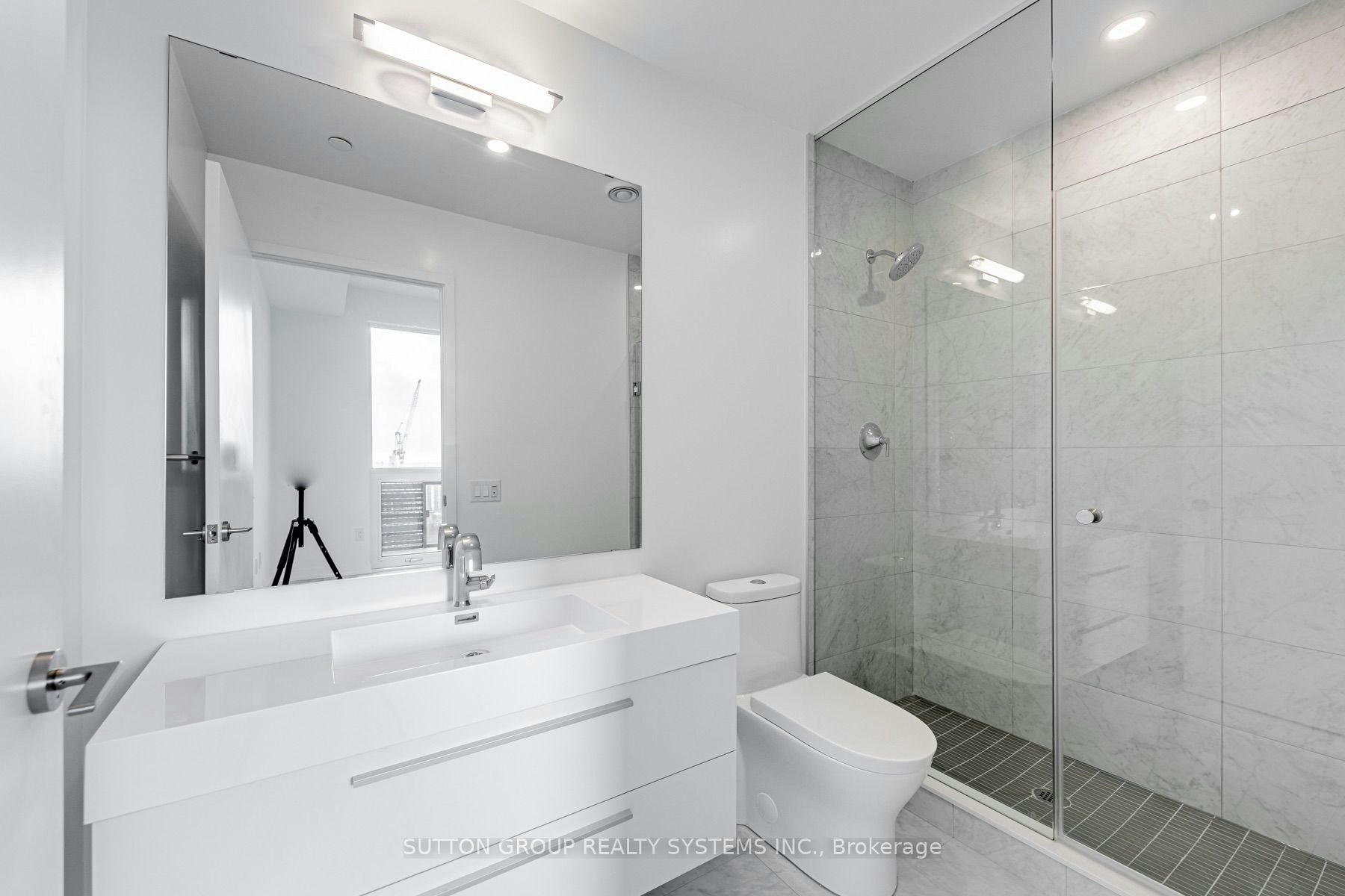 39 Roehampton Avenue, Toronto, ON, M4P 0G1 - 13