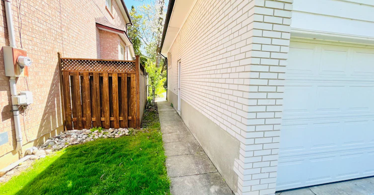 BSMT-127 Highgate Avenue, Toronto, ON, M2N 5G5 - 3