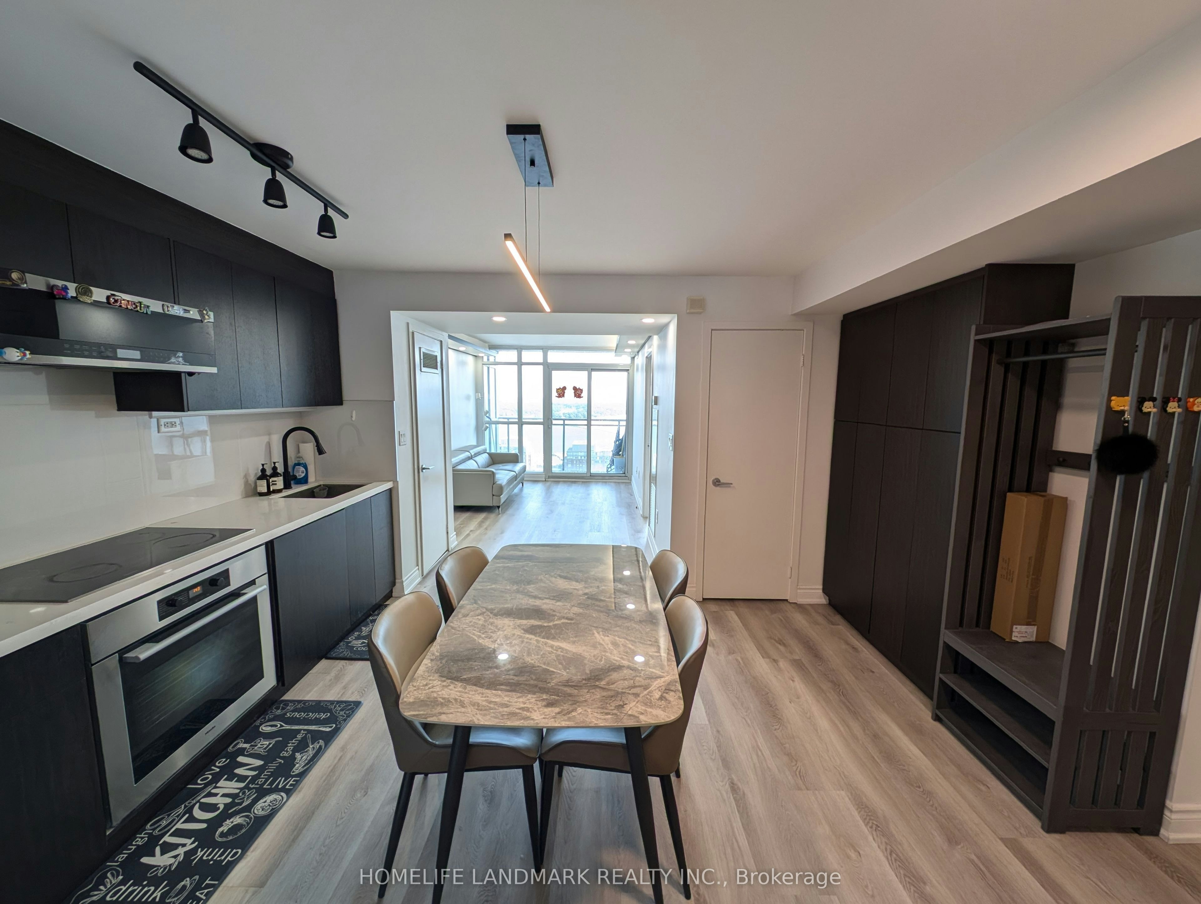 2708-15 Iceboat Terrace, Toronto, ON, M5V 4A5 - 5