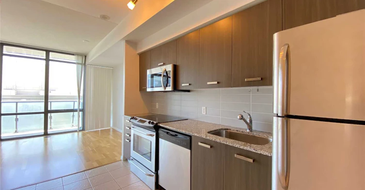 1601-832 Bay Street, Toronto, ON, M5S 1Z6 - 3