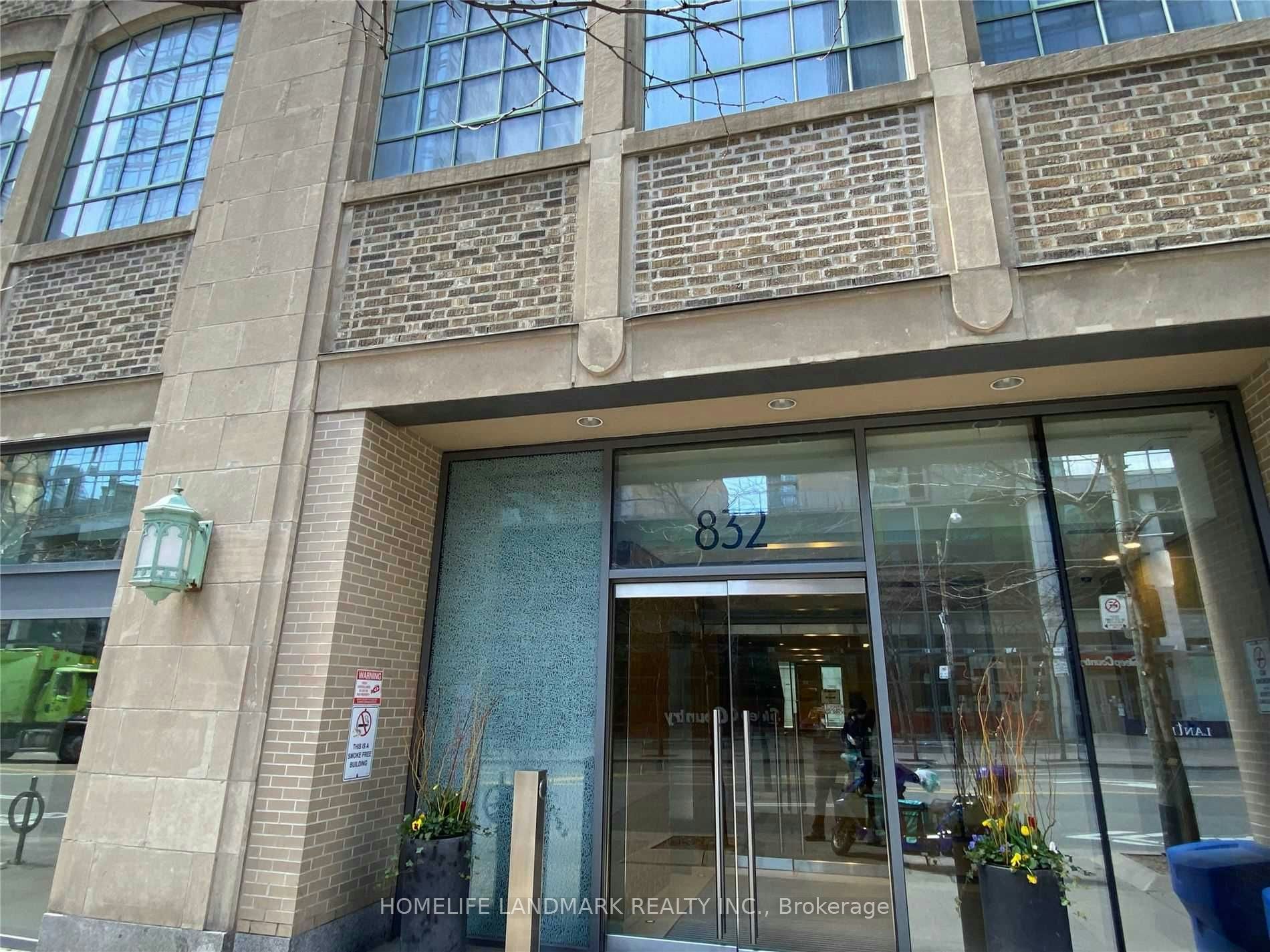 1601-832 Bay Street, Toronto, ON, M5S 1Z6 - 6