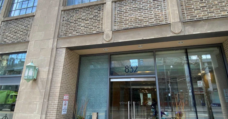 1601-832 Bay Street, Toronto, ON, M5S 1Z6 - 6