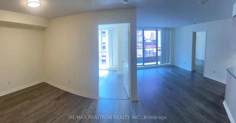 1003-736 Bay Street, Toronto, ON, M5G 2M4 - 3