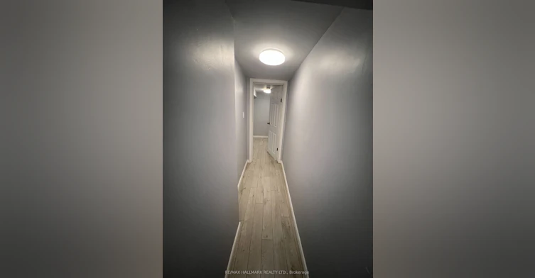 #Basement-102 Barton Avenue, Toronto, ON, M6G 1P6 - 11