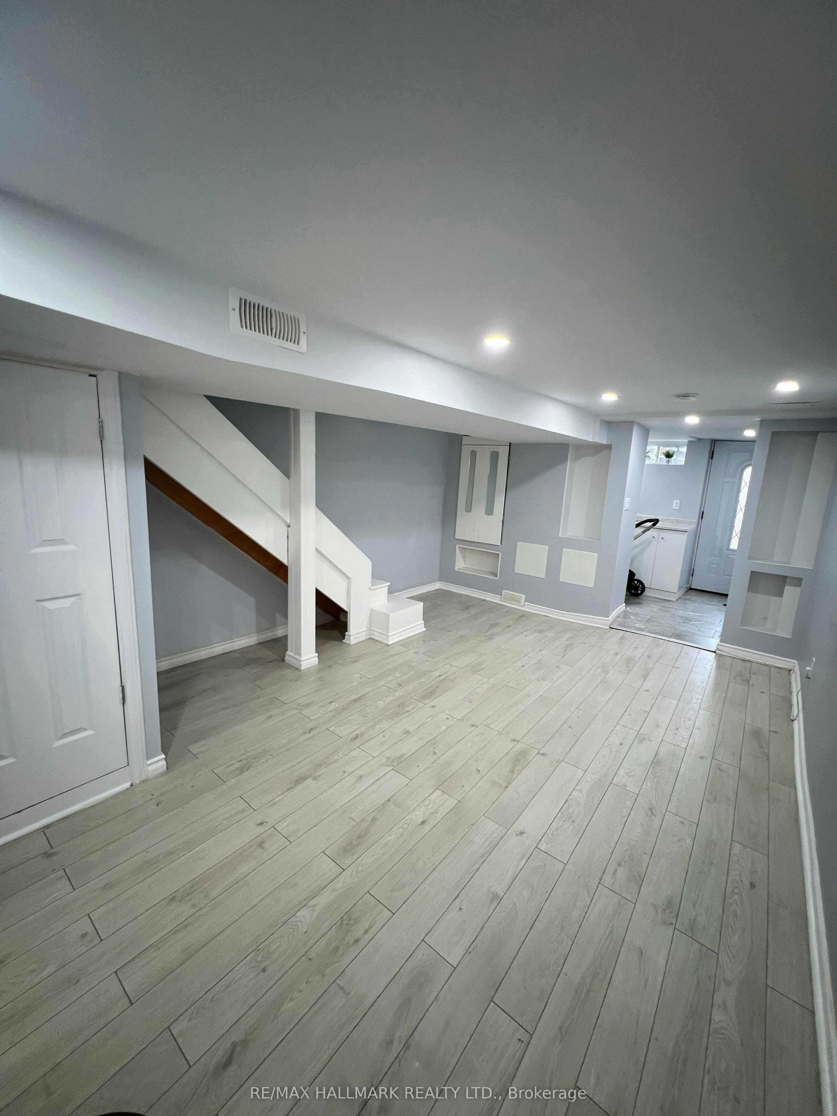 #Basement-102 Barton Avenue, Toronto, ON, M6G 1P6 - 5