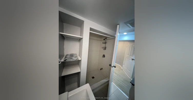 #Basement-102 Barton Avenue, Toronto, ON, M6G 1P6 - 8